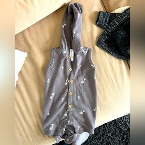 Grey button down romper with hood, 3-6 months, Gerber